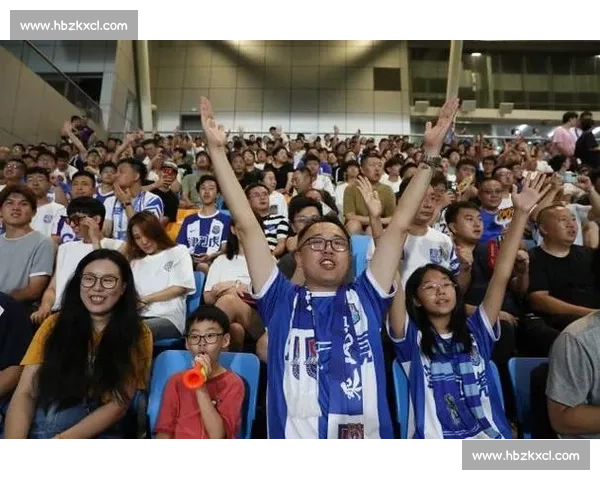 小牛与快船强强对话季后赛焦点之战胜负悬念引爆全场球迷热议攻防博弈