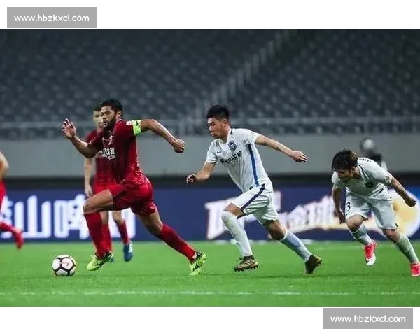 广州恒大对阵上港赛前走势分析关键球员状态与比分结果预测前瞻